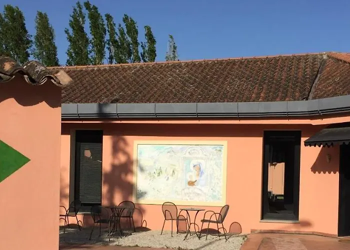 Alia - A מלון 4*