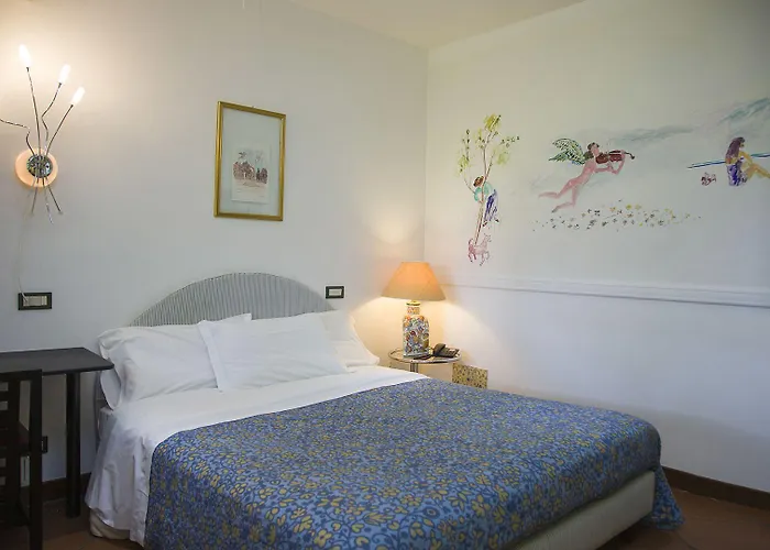 Alia - A מלון קסטרווילארי